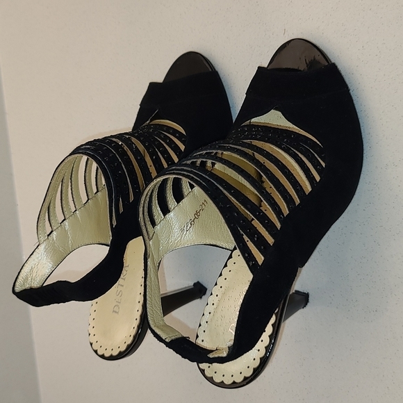 Black suede slingback heels size US 6.5 - Picture 3 of 10